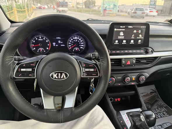 السلام عليكم 
فورتي موديل 19 ماشية 50 كيلو بدون ايرباك بيه صبغ باب السائق اثر شخط وتكحيل بصف الطير والحادث بارد خشم البنيد والجاملغ رقم بغداد انكليزي تحويل مباشر مكانها بغداد 
كامره رادار وتحكم ستيرن سعره 136 
***********
