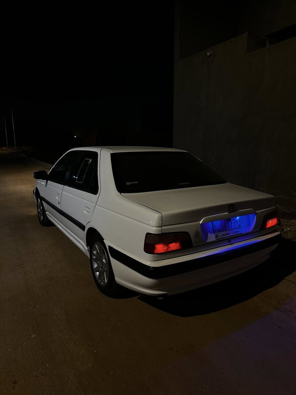 بيجو بارص مديل 22 كفاله عامه وجاهزه السيارة . اقصاد ب اسم موضفه استقطاع مباشر رقم بصرة . السعر 73

رقم الهاتف ***********
