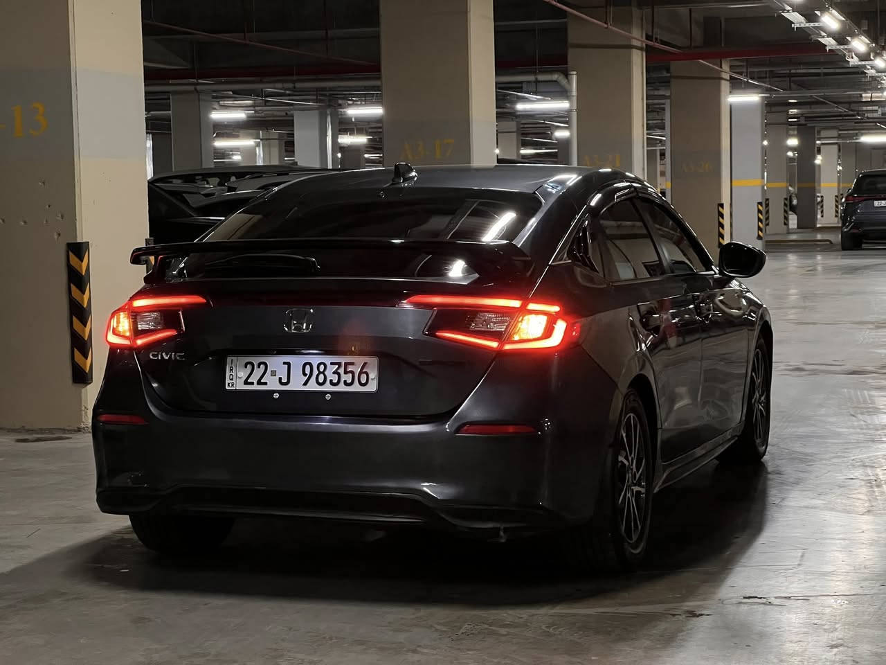 رقم اربيل وكالة تحويل 
هوندا سيفك 2022 هاج باك 
مكينة 2000 تنفس طبيعي 
ماشيه 40 الف 
كير مكينة مكفولات 
مواصفات
( بصمة / تشغيل عن بعد / تحديد مسار / فول تحكم ستيرن / شاشه جبيرة / وضعيات قيادة / و بعد باقي الموصفات
صور حادث والسونار موجودات 
سعر 122
مكاني بغداد
***********
