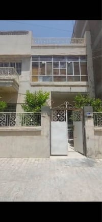 الكاظمية شارع اكد • واجهة ١٠م • ٦ غرف