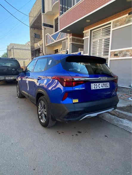 السلام عليكم عندي كيا سليتوس للبيع موديل 2022 سيارة جديدة ماشية 30 الف فقط حادث بنيد بدون دواخل وبيها بارد بالباب الخلفي صبغ فقط البنيد مواصفات 
1-شاشة جبيرة 
2-كامرة دوارة 
3-اشاير بالجاملغات 
4-نضام كار بلي ويه البلوتوث 
5-ويل كب 
6-ثلاث وضعيات قيادة 
7-مكينه 2000 دوش المرغوب 
8-رادار امامي توقف ذاتي 
9-رادارات جانبية 
وبعد بيها مواصفات مكينه وكير بلاد شرط رايدها ب 138 وماكو هيج سعر بالسوك مستعجل ع البيع مكان السيارة بغداد الطوبجي للاستفسار الاتصال *********** بغداد
