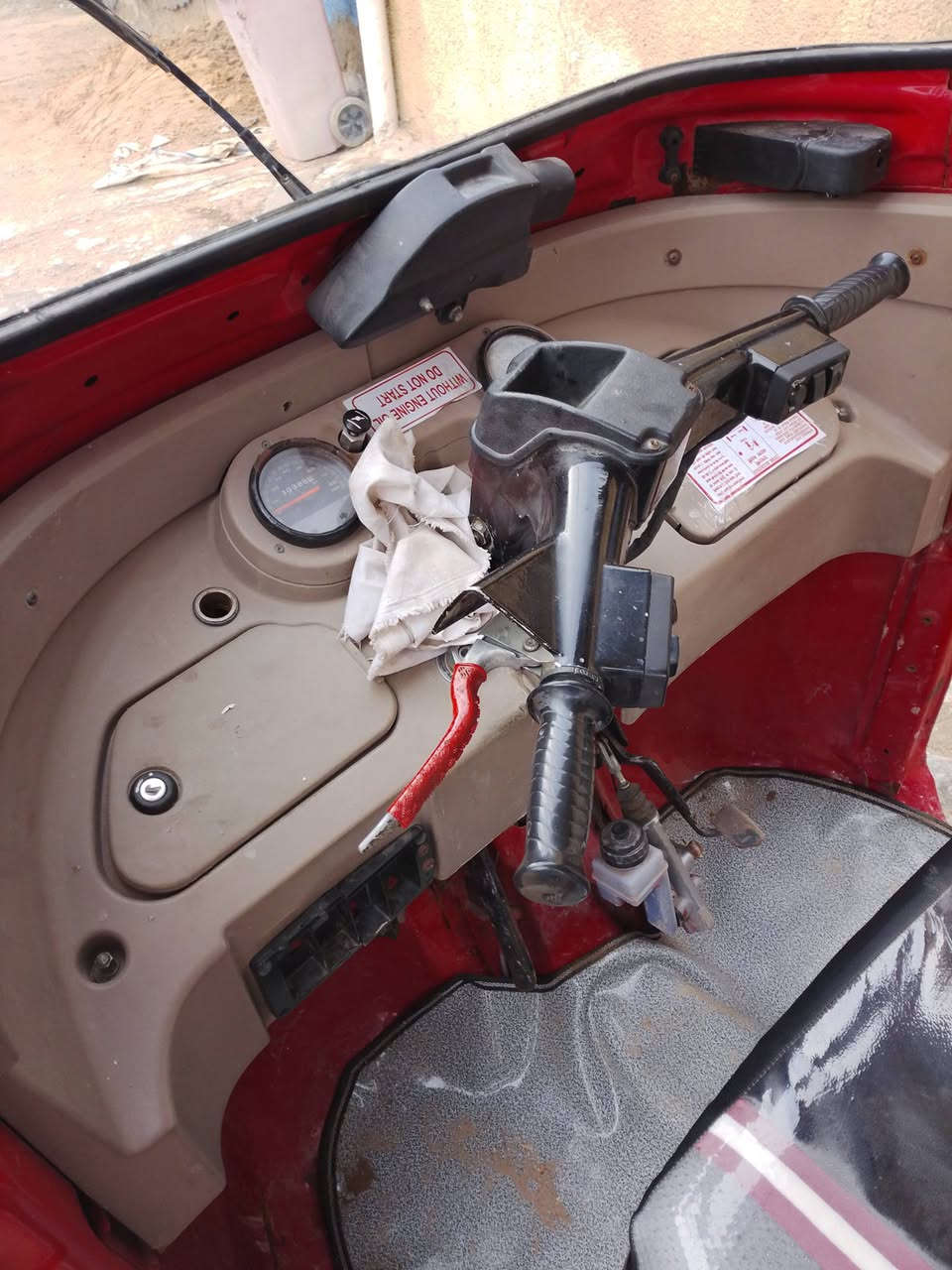 سلام عليكم 2018 رقم وسنويه
تخم تاير جديد باتري جديد كتف دبلات كله بجيس 
***********

كله جديد ترايهه يخبل مكاني برشاد تكتك حلوه
