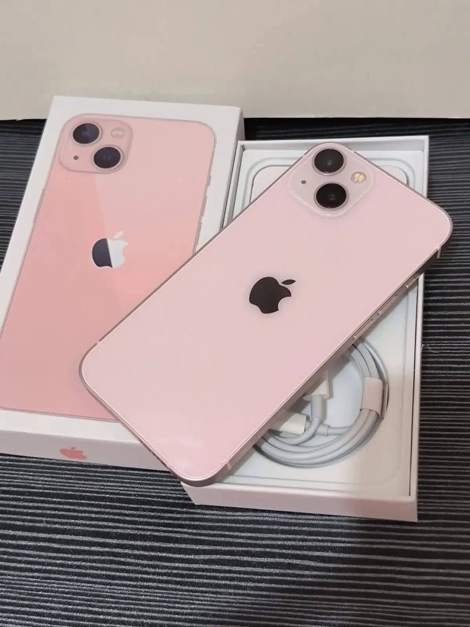 ايفون 13عادي للبيع
بطاريه🔋92بلادي

💽128

سعره💸420

او مراوس بدراجه ايراني نضيفه 🏍️

📞***********
