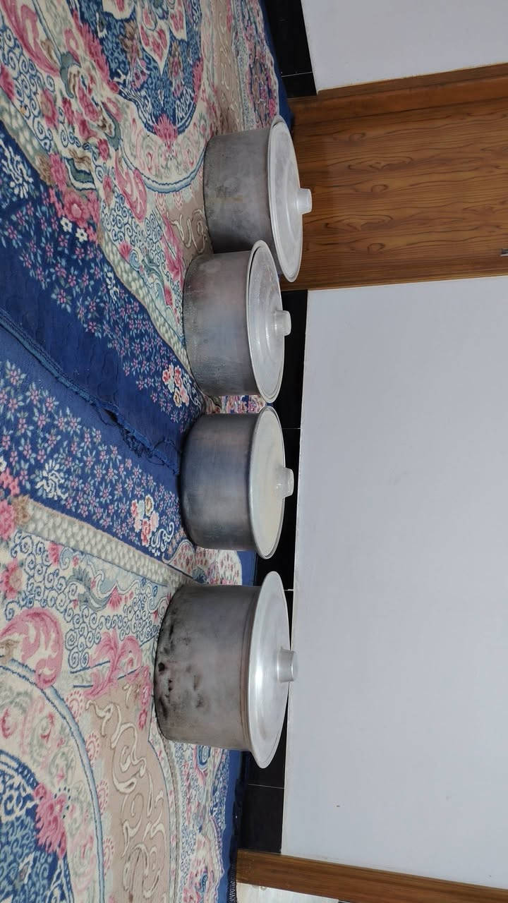 للبيع سعرهن 75 وبينهن مجال اكو توصيل ***********
