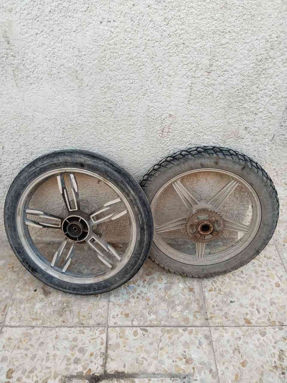 السلام عليكم شاصي ومكينة اوراق ضايعة مكينة كايمة يحتاجلهة ترتيب موديل ٢٢ السعر ١٠٠ قفل وباقي الاغراض علق ورد عليك ❤️


**إذا كنت صاحب هذا الإعلان وتريد حذفه لأي سبب، رجاءا أرسل رسالة إلى الدعم الفني**