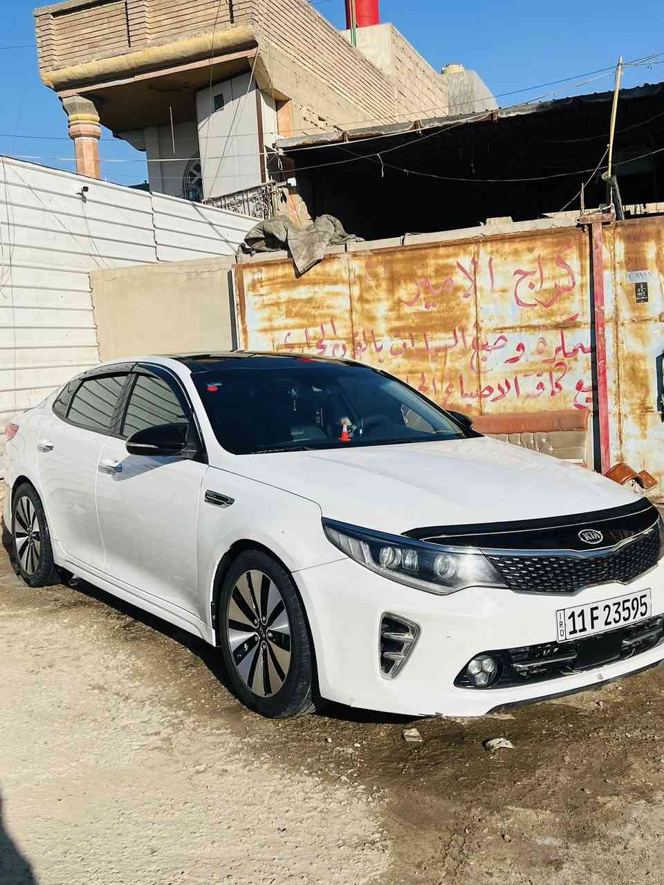 السلام عليكم شباب اوبتيما للبيع موديل 2017 وارد امريكي 
فول فول موصفات محرك 2400 ماشيه 140 مايل رقم 
بغداد صبغ جاملغات امامي وبنيد بدون دواخل بدون ارباك 
السعر 144 وبيها مجال بصيط العنوان بابل شارع 60 
قرب مجسر الطهمازيه الهاتف ***********
