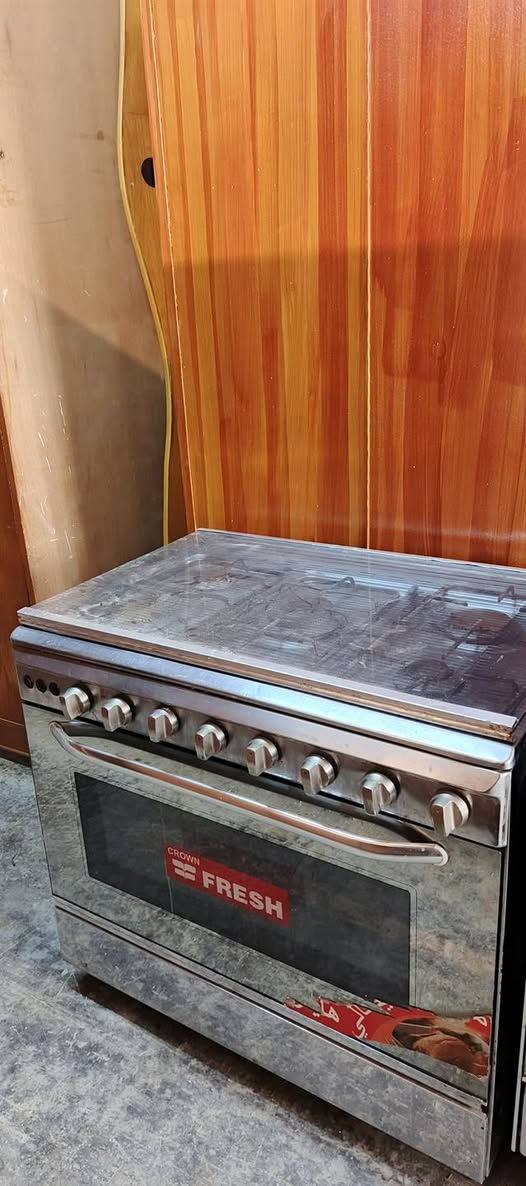 طباخات مصرية درجة أولى شرط شغل 
كريازي مصري وفريش مصري نظافة 100٪
*********** جلولاء سوق السبت مجاور الكراج
