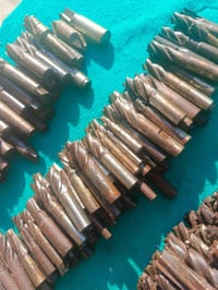 متوفر كتر فريزه كميه أكثر من 300قطعه جديد ممستخدم بس بي صدء سوء خزن  ....