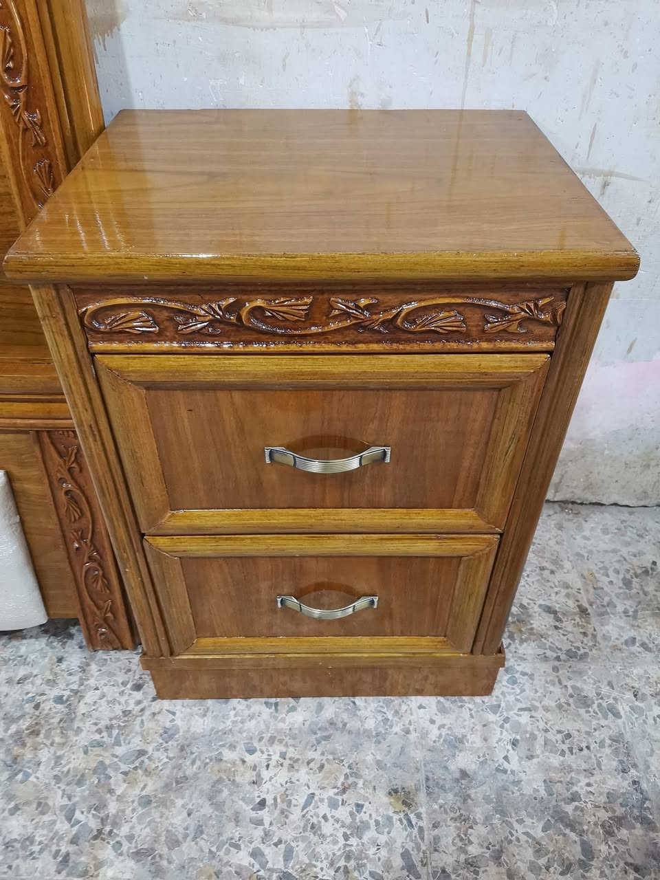 صاج داخل وخارج الظهر جرجوبه ٥ وملحق داخلي استعمال قليل الغرفه شغل توصا ثقيله جدآ اخت الجديده نقص زاويا ملابس فقط للحجز والاستفسار علئ الرقم او واتساب *********** بغداد السيديه حي الاعلام شارع قطر الندئ
