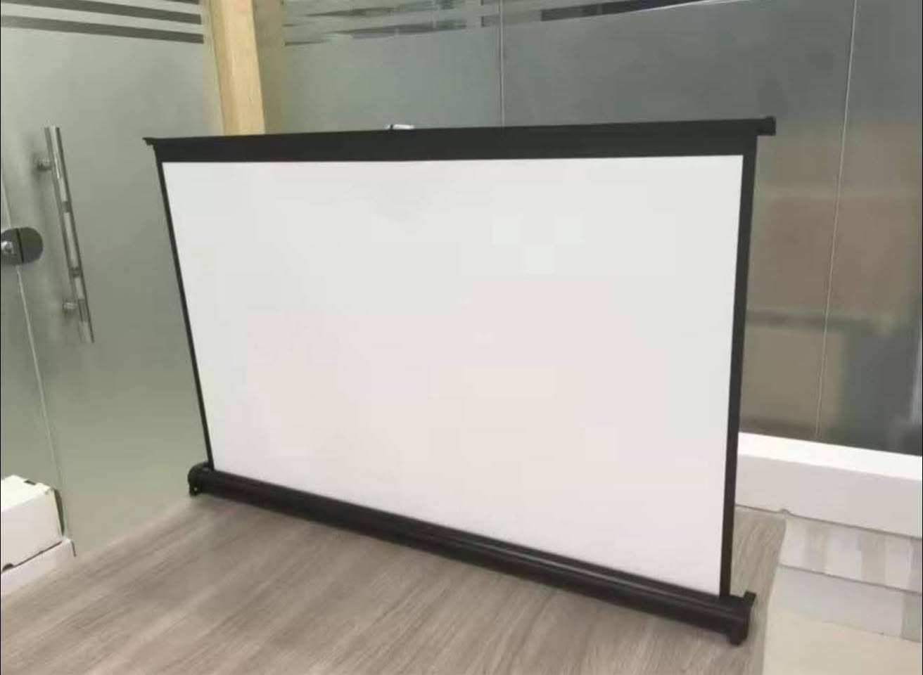 داتاشو نوع Yaber..
واي فاي...
جديده... 
مع شاشه عرض حجم  45 بوصه حديد منضديه وتعليك ...
السعر 50 ...


**إذا كنت صاحب هذا الإعلان وتريد حذفه لأي سبب، رجاءا أرسل رسالة إلى الدعم الفني**