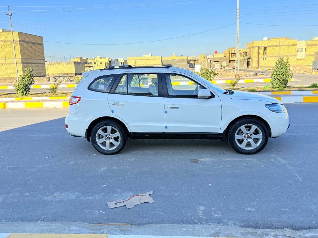 البيع سنتافيه  2009 خليجيه شريكه العامه كفاله ضربه وصبق وتبديل وفتح سياره فول موصفات ٦ سلندر ماشيه ١٧٠ الف مواصفات فتحه جلد شاشه كامره تحكم شاشات خلفيه اشاير بلمري  جلد دواخل عسلي صاج حساس خلفي رقم بغداد بسمي مشروع وطني  رقم دولي   وسياره جديده وجاهزا  وسعر ١٣٨ وبيه مجال 
***********  مكان سياره ناصريه سكان صناعي ناصرية, ذي قار
