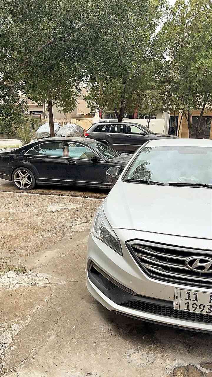 السلام عليكم ، سوناتا ٢٠١٦ sport للبيع او مراوس حسب القناعه
سبورت محركها ٢٤٠٠ دبل اكزوز 
فول فول عده الفتحه
كشنات جلد + كهرباء+ تدفئه بكشنات
تبريد بيانو+ قطعتين وبيها بعد مواصفات الخ..
سياره باسمي وع إيد وحده حادثها موضح بالصوره لا بارد ولا معجون ولا دواخل . جاملغ وبنيد ودعاميه مبدلات بقطع اصليه 
لايتات زينون خليجيه ٥٠٠$ تخم تايرات كله جديد سياره مناقصه خير من الله 
مكانها بغداد العامريه ، نفق الشرطه 
رايدها ب١٢٧ قابل للمفاوضه 
***********
***********
