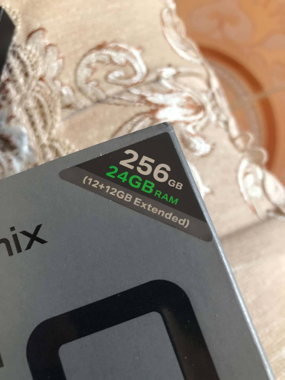 انفنكس نوت 50 برو رام 24
ذاكره ٢٥٦ جهاز جديده 350 الف قفل بدون معامله الشراي خلي ياخذها ويدعيلي


**إذا كنت صاحب هذا الإعلان وتريد حذفه لأي سبب، رجاءا أرسل رسالة إلى الدعم الفني**