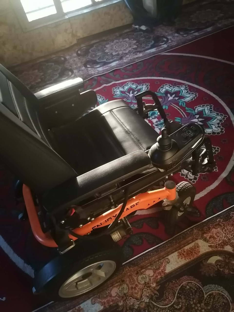 استخدام قليل / بابل
***********
