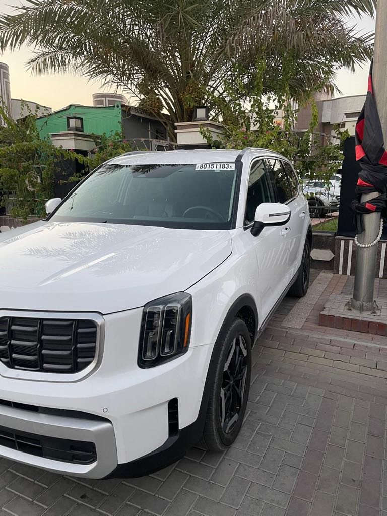 سلام عليكم لبيع سياره كيا تيلورايد موديل 23وارد امريكي فول مواصفات عده لفتحه حادثها بس بنيد 6 سلندر رقم بغداد مشروع وطني سعر 285 وبيها مجال /***********
