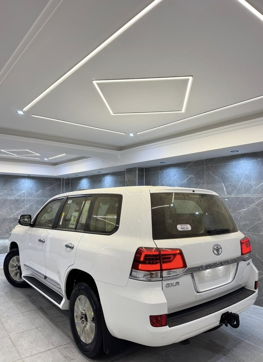 toyota land cruiser 2021 GX V8 
GX   فول ماسفات 
📦✅ تەنها 30 هەزار کم ڕۆشتوە 
‎سلاید و سەلاجە 
‎بەسمە 
‎کوشن کارەبا 
‎تەبرید مەرکەزی 
‎کوشن دەفتەری 
‎هۆک و فڵچە و دەبڵ فولیوم 
‎زۆر مواسەفاتی تر….
‎گێڕ و مەکینە بەشەرت نەکراوەتەوە سەوت و بو خاری نیە هەموو گیانی بەشەرت 
‎تاقم تایەی بیلادی لۆکی لە ژیرە
سعر : 545 $$$ 💵
‎شوين : سلێمانی  
‎موبايل  : ***********
