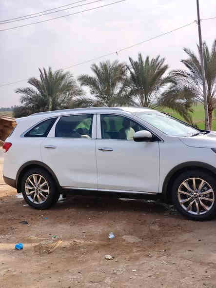 سلام عليكم
سورنتو 2018
خليجي 
المواصفات 

تشغيل بصمه 

امري شفط 

صندوگ كهربائي 

حساسات امامي وخلفي 

سته سلندر 

تخم تاير جديد 

مكفوله من الظربه والصبغ 

محرك مكفول مامفتوح 

رقم قادسيه بسمي 

سنويه صلاحيتها لل28

مكان السياره 

النجف الاشرف قظاء المشخاب 

الاتصال 

***********

السعر 265وبيها مجال 

🌹
