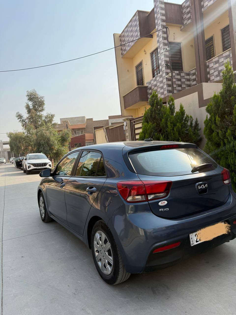 كيا ريو هاتشباك للبيع
محرك 1600 دووش  8 نوزل 
سياره خااام استخدام شخصي 
موديل : 2023 🔸
ماشيه : 44 ألف km 🔹  
ضرر السياره قبغ صندوق فقط صبغ
مواصفات كندي 👇 
شاشة _ كامره _ تحكمات ستيرن _
كروز سرعه _ نضام sport _ كشن هيتر _ مري كهرب 🔹 
مكاان السياره الموصل 📍
للاستفسار الاتصال او مراسله عالواتس اب
*********** موصل, نينوى
