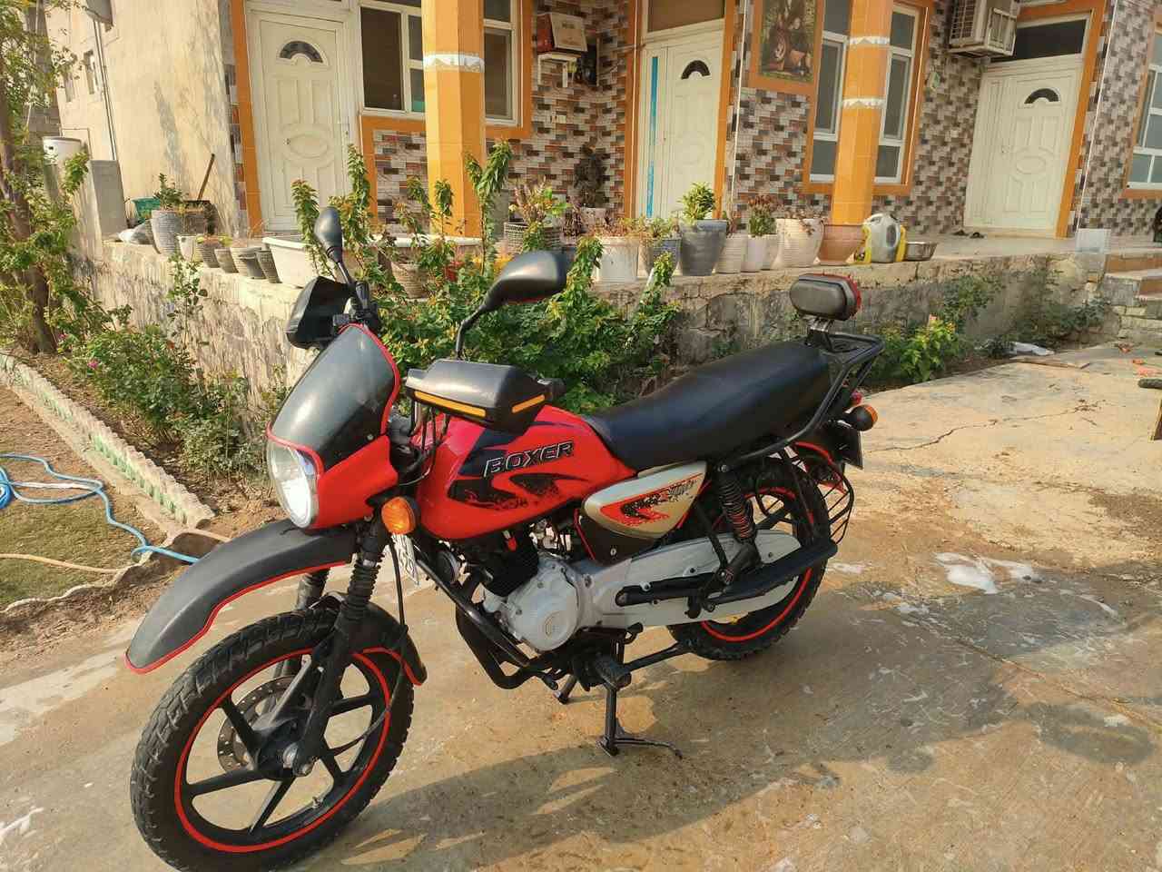 دراجه بوكسر جبلي موديل ٢٢مرقم كامل بسمي شرط تحويل ثاني يوم مكينه خير من الله برغي ما مفتوح بيه مكاني ديالى الباويه وهاذه رقمي*********** الي يريده بي خير ويدلل
