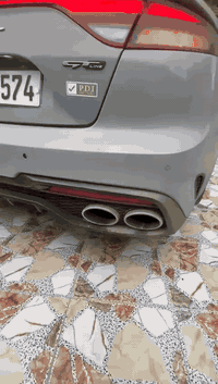 السلام عليكم
كيا ستنگر ٢٠٢٢ جي تي لاين

محرك ٤ سلندر ٢٥٠٠ تيربو

سيارة فول مواصفات فتحة سقف تحكم ستيرن 

تشغيل عن بعد كامرة شاشة تدعم كار بلي

خمس وضعيات قيادة شفتات ستيرن

حساسات امامي وخلفي تثبيت مسار وبعد بيهة هواي مواصفات 

رقم شمالي تريد مداور تريد وكالة 

حادثهة فقط دعامية وقفل البنيد بدون ايرباك 

سعرها ب١٩٥ وبيها مجال مكاني واسط كوت ***********
