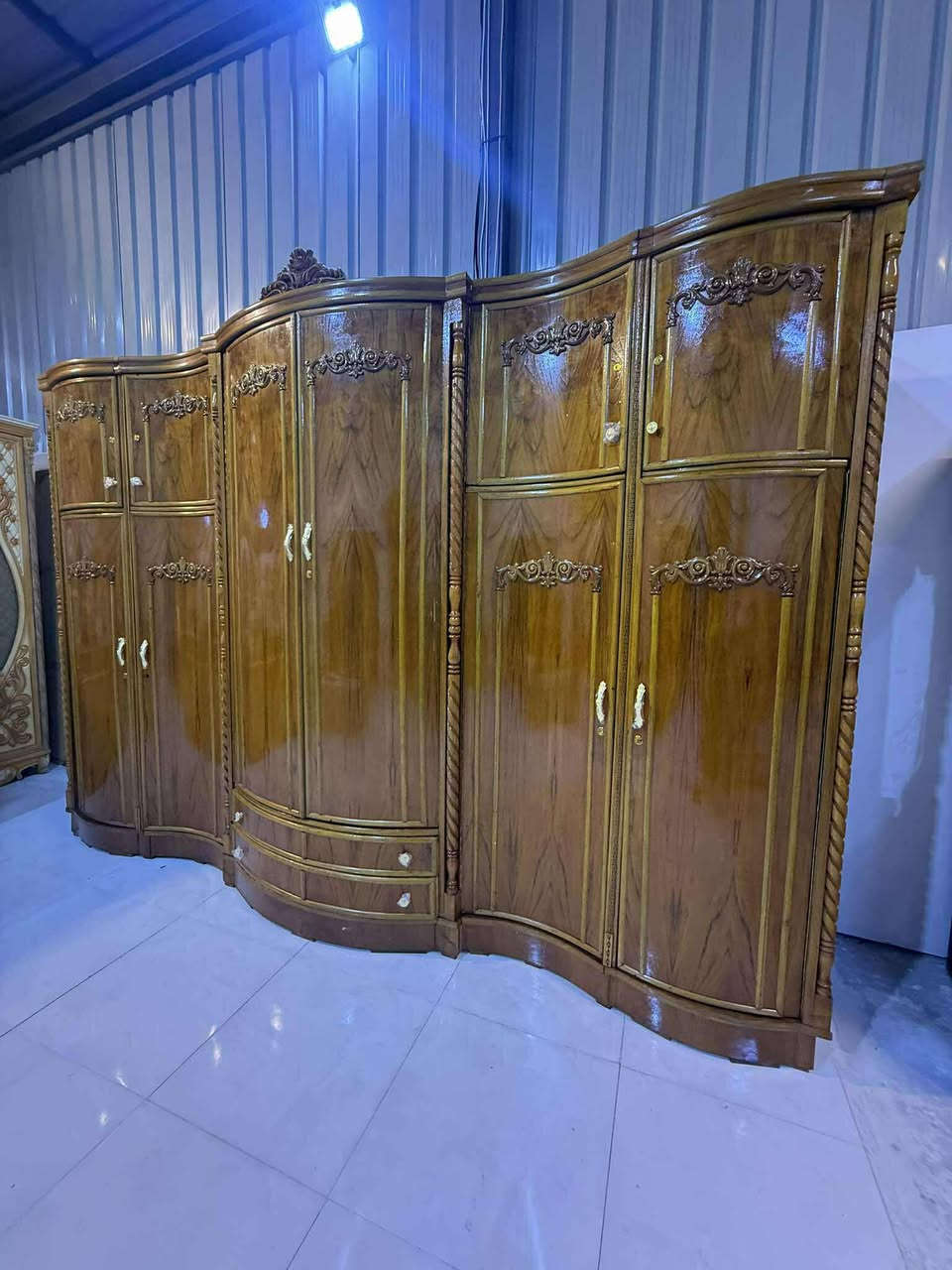 غرفه صاج داخل خارج
السعر مليون ١٠٠ مليون قفل 
شد نقل داخل بغداد مجاني
غرفه ٩ قطع
ام دنك
ضهر جرجوبه براغي


**إذا كنت صاحب هذا الإعلان وتريد حذفه لأي سبب، رجاءا أرسل رسالة إلى الدعم الفني**