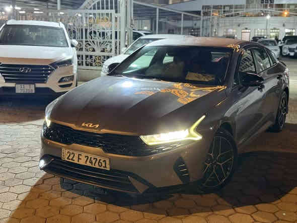 السلام عليكم كي فايف 
K5
2021 أمريكي 
ضرر امريكيا بنيد بدون دواخل خفيف جدا 
وبلعراق بيها جاملغ خلفي بدون معجون شرط فقط كلير 
سياره مواصفات LXS بصمه شاشه تحكمات ومواصفاتها المعروفه / سياره ماشيه 81 الف مايل 
محرك كير كفاله عامه ونشاط فول #
سعر البيع 159 وبيها مجال 
رقم أربيل وتحويل ثاني يوم 
مكانها الرمادي 
***********
