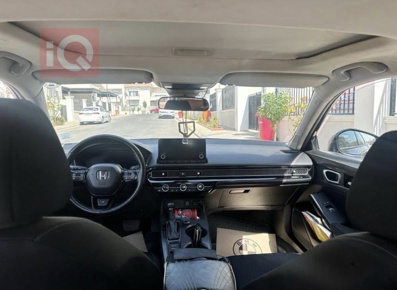 للبيع فقط هوندا سيفيك موديل 2024
وارد كندي حادثها حلك الجاملغات والبنيد صبغ فقط بدون تبديل
بصمه
تشغيل عن بعد
رادار امامي 
مانع تصادم
رادار جانبي 
تحديد مسار 
قيادة ذاتية
كشن هيتر
ستيرن هيتر
كامرة خلفية
شاشه كبيرة
ماشيه 67.000 km
سعر150 وبيها مجال
للاستفسار ***********
