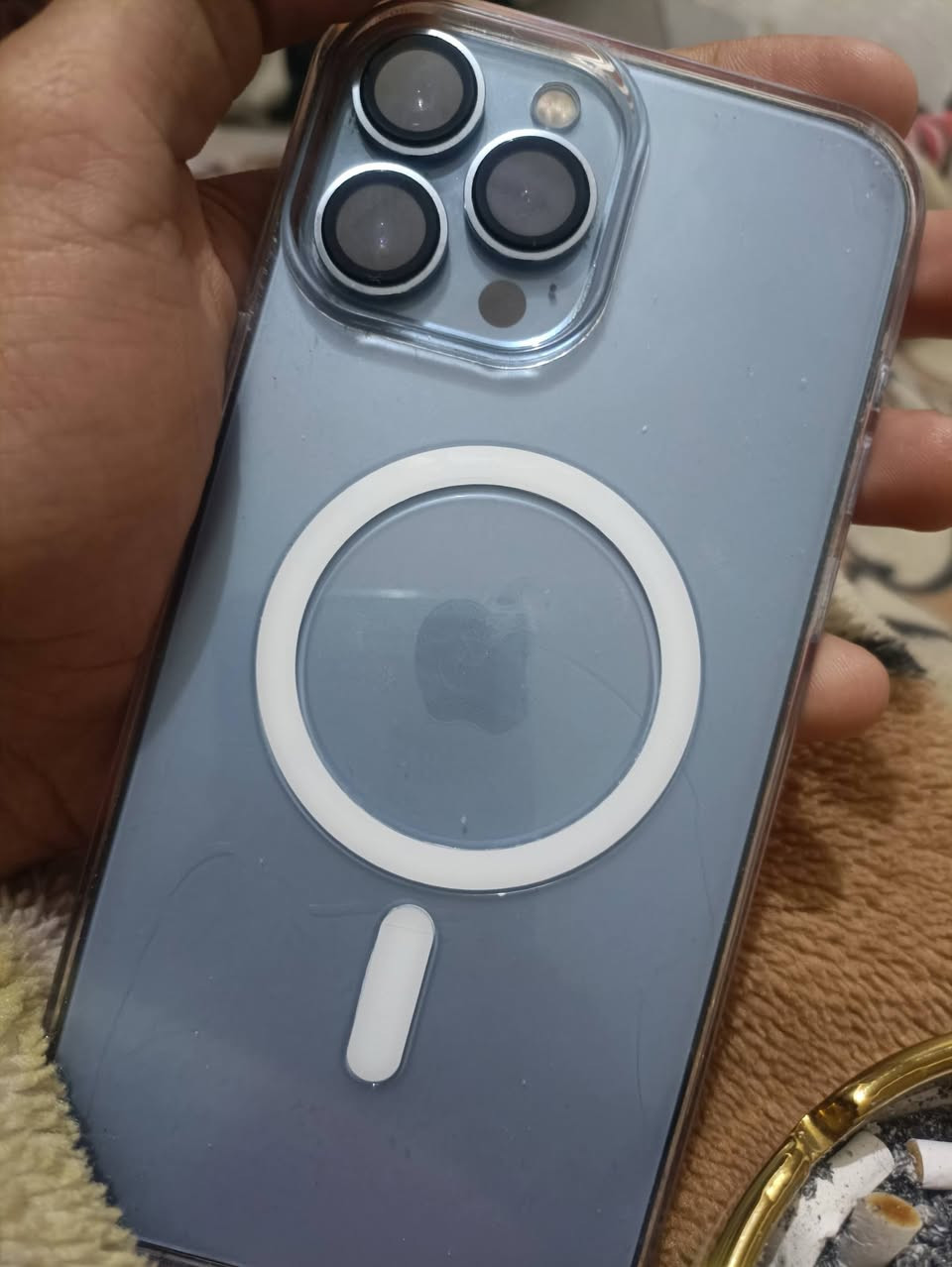 فرغي ما مفتوح 13pro Max 128 700بي مجال *********** واتساب موجود
