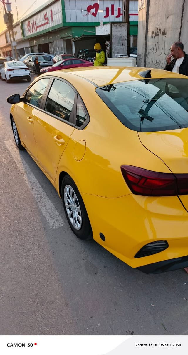 س ع فورتي موديل 23 بلعراق بيه نص باب السايق وحادث امريكا باب الخلفي وره السايق بدون تبديل ليبل واحد بجم كبس 
 رقم صاحب السيارة اني مكلف الله شاهد***********
السعر163 وبيه مجال
