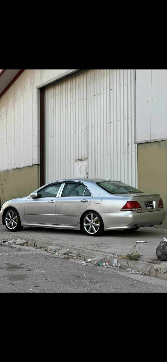 سلاو
شاهينة ٢٠٠٥كؤدي بؤ كراوة
مووس مووس
٣ دووگمةي دوو كوشن كارةبا
كوشنةكاني عةكس كراوةتةوة
مةكينة ١٨٢
فرؤشتن و گؤرينةوة بةشتي بةدلم بي
سةيارةكة يةك پارچةي بؤياخة سةقفي تؤزي كالبوونةوةي هةية 
دةعم و ليدراو و قرچيشي بةشةرت
سةيارةكة تيير مةسرةف كراوة سةنتي مةسرووفي تيييا نييية
گير و مةكينةو كارةباي هةمووي بةشةرت
ساردي و گةرمي و بريك هةمووي بةسراوة كوني گةرمي گيراوة كامل جاهيزة سةيارةكة هي مالة هي مةعرةز نييية 
براوة و كةڤةر گؤراوي بةشةرتة
لة پيرةمةگروونم 
سعري ٦٠ و مةجال
*********** دخان, السليمانية
