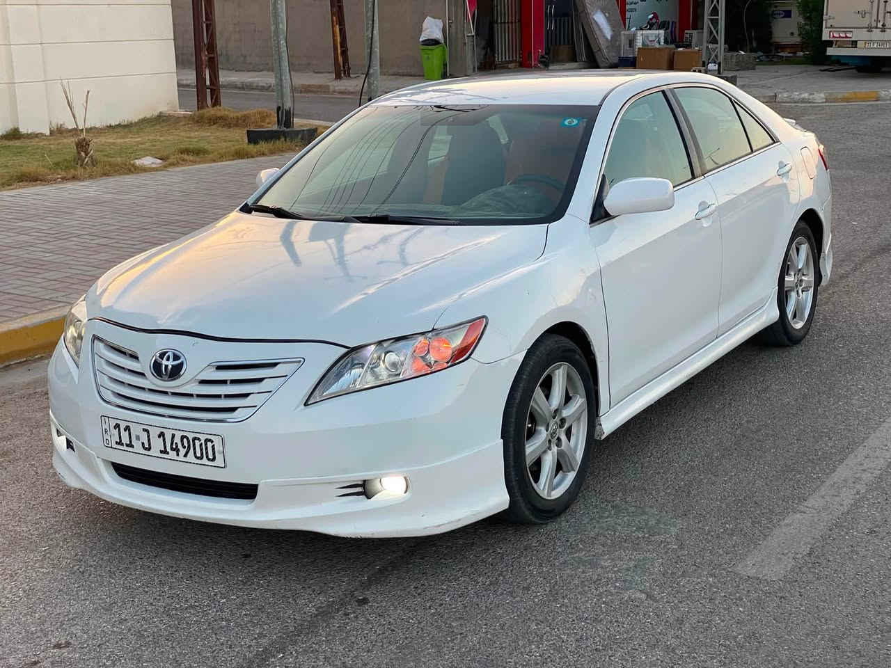كامري للبيع فقط بدون مراوس بدون اقساط موديل 2008 وارد امريكي رقم بغداد احولك مباشر  فئة SEالسيارة جدآ نظيفه
1) محرك 2400جديد لاتنقيص ولاتبخير 
2) تبديل كير جديد مال كصه انطيك كفالة
3) تبديل منظومة تبريد كامل حتى لفريز الي يكون تحت الدشبول تبدل حاليآ ثلج
4)تبديل تخم تاير جديد 
5) تبديل مشط ستيرن مع أذان محرك
6) تبديل صالنصه كامله جديده 
7) تبديل أدرام شفت امامي جديد 
😎 صدر خلفي امامي بحالة ممتازة 
الغرفة الداخلية للسيارة بحالة ممتازة
تحكمات ستيرن حساسات خلفيه 
كشن سائق كهرباء 
السيارة مال جناي متعوب عليها 
ملاحظه حادث امريكا بداية جاملغ امامي وبداية البنيد ومصبوغات بدون داخل 
والجاملغ الثاني بي ربع صبغ بدون حادث
بختصار السيارة بيه صبغ قطعتين وربع
السعر ب 98 وبيه مجال جدآ جدآ بسيط
العنوان مدينة الفلوجة
للاستفسار اتصل 
***********
***********
