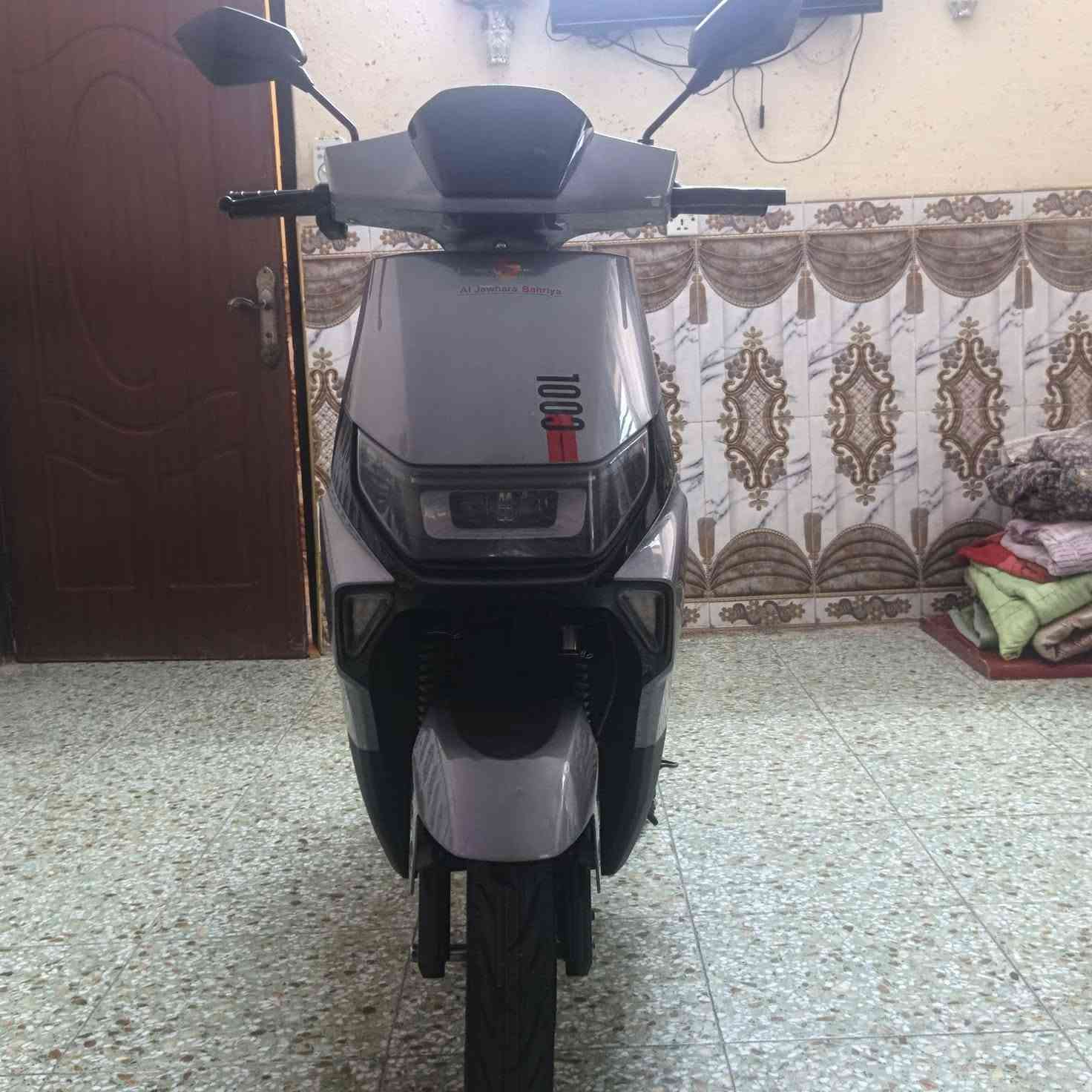 سلام عليكم عيوني
دراجه شحن من استيراد شركه الجوهره البحريه دراجه نظيفه بيه 6 بطاريات امبير بطارياتهه جدد على فحص3سرع لايت زنون عالي وناصي سعر 650 قفل مكاني بغداد ابو غريب /***********
