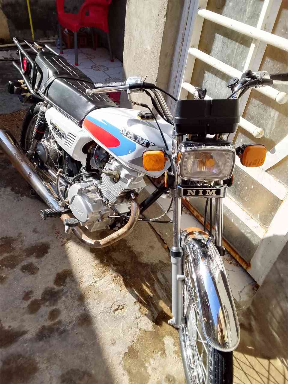 السلام عليكم نامه امتياز 2025للبيع دراجه نضيفه نقصها بس باتري  صارلها 4اشهر من طالعه مامفتوحه الدراجه حلوه ونضيفه مكاني حله شارع 80 خاص مفتوح وهذا رقمي *********** السعر 550وبيها مجال للطيبين
