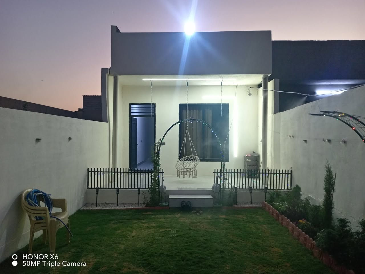 رقم الاعلان 2480
#دارللبيع 300م(كامل مواصفات)
كركوك بنجاعلي قريب جامع سراط المستقيم
#مكونات (غرفتين نوم وهول ومطبخ وصحيات وكراج سيارة وحديقة)
كامل سقف مغربي
نظام دكت
فول سيراميك
ماي حلو بين يوم ويوم
فرع عريض
فرع تبليط
#سعر 65 مليون وبي مجال
☎️ *********** واتساب
☎️ *********** واتساب
#مكتب_ازاد_للعقار
