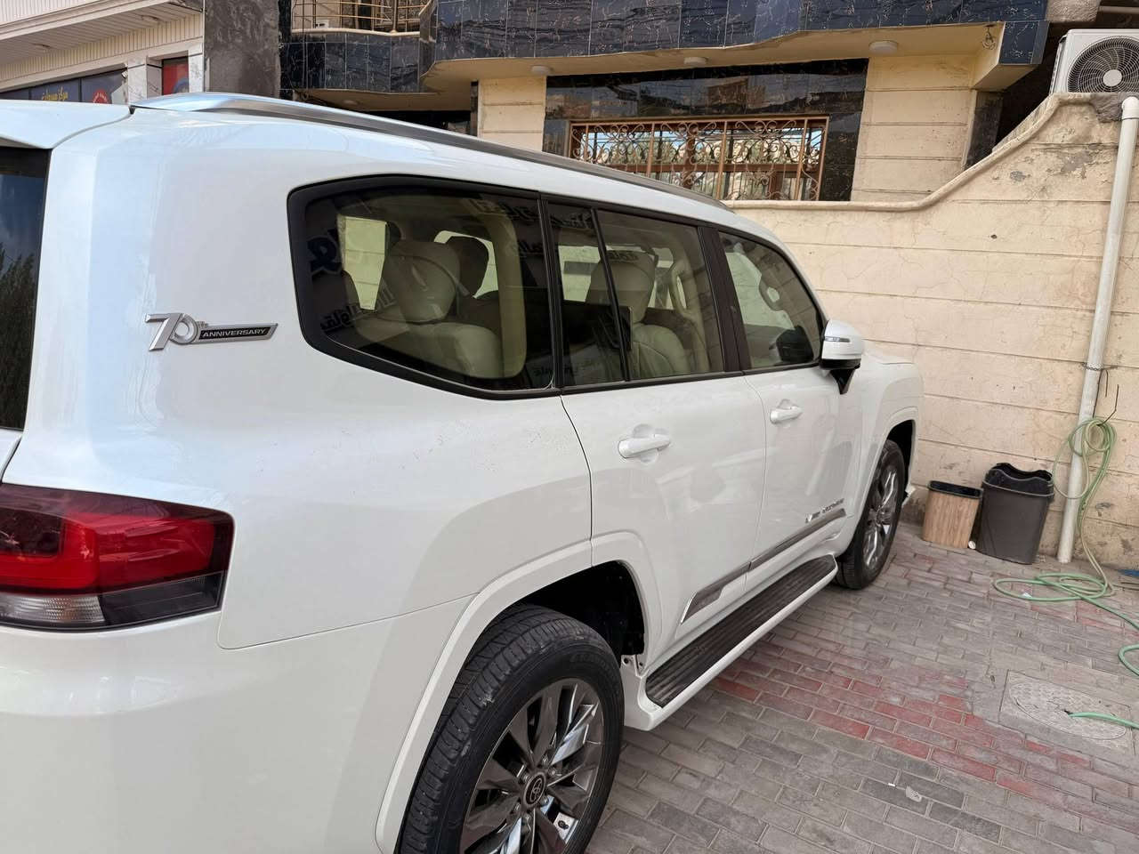 لاندكروز  GXR 2022  (ساز)
TOYOTA Land cruiser 2022

نضافه ١٠٠/١٠٠ 

‎سنة الصنع: 2022 

‎ضمان شركة SAS

ماشييه  30 الف  كم 

رقم اربيل تحويل او وكاله عامه 
المواصفات:
محرك 6 سلندر 4.0L

فتحة سقف ( سلايد ) 

٣ شاشات 

شاشات ترفيه خلفية

مقاعد جلد 

مقاعد كهربائية 

مقاعد امامية تبريد 

⁠تبريد وتدفئة امامي خلفي 

بصمة الابواب 

صندوق كهربائي

مصابيح LED و زينون

7 راكب 

شحن واير ليس 

حساس امامي خلفي 

حجم العجلات 20 inch 

مكفول كفاله عام 

موقع السيارة كربلاء 

للاستفسار الاتصال بالرقم
*********** 
السعر 615 $)
مع مجال قليل
