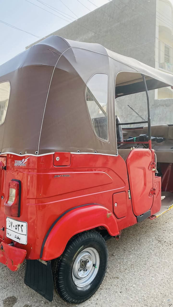 لبيع تكتك 21
 مرقمه كامله 📌
المكان📍 لدورة لسعر. 7  و 700
📞***********
