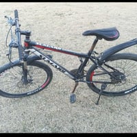 دراجة رياضية • للبيع