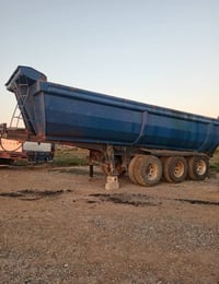 بودي نساف تركي للبيع جوبلس تاير 22ونص تاير جديد السعر 95 وبي مجال ارقم...