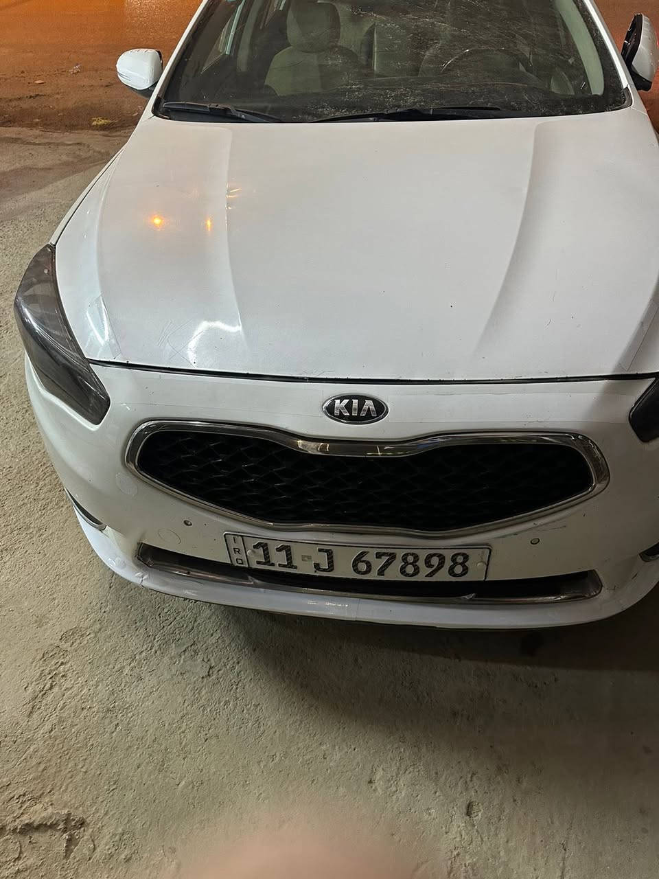 السلام عليكم كادنزا موديل 2014 خليجي رقم بغداد  نكليزي السياره بيه 3 قطع  كلير وقطعه صبغ سياره فول موصفات عده الفتحه شاشه كأمره بصمه برده خلفيه فول 
تخم تايره جديد حداديه نضيفه كير محرك كفاله 
تريد شغال السعر 115 وبيه مجال للشراي
الاتصال 
***********
