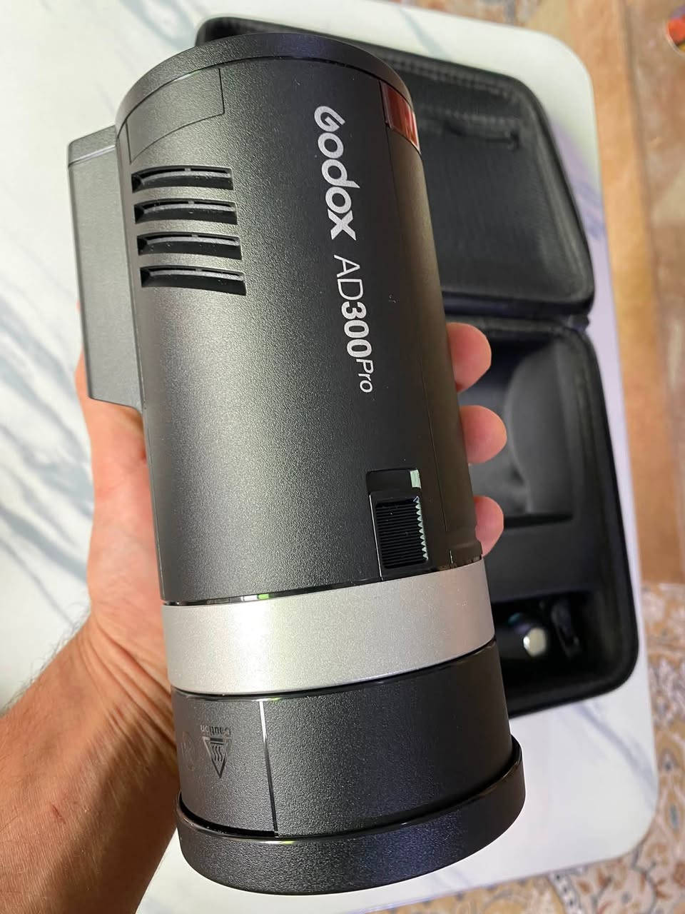 السلام عليكم
فلاش كودوكس Ad300pro 

تريكر x3 الحديث لمس

سوفت بوكس قياس ٩٠ 

قاعدة s2 

ستاند معدني ثقيل

( المعدات استخدام واحد فقط نضافة ٩٥٪؜ )

السعر ٥٢٠ الف وبي مجال للطيبين

(ملاحضه ابيعهن شلع مابيع وحده وحده )


**إذا كنت صاحب هذا الإعلان وتريد حذفه لأي سبب، رجاءا أرسل رسالة إلى الدعم الفني**