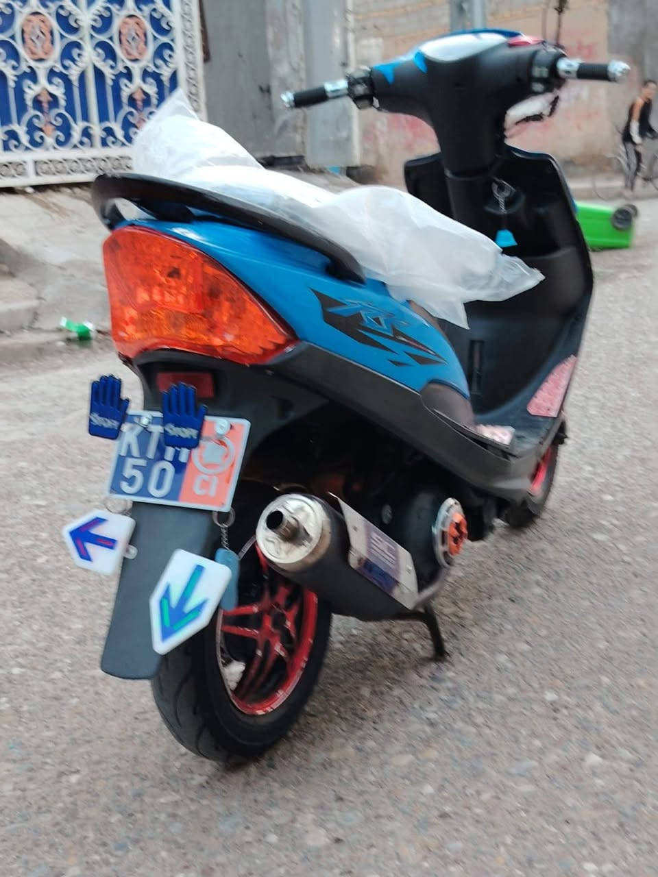 سلام عليكم ماكس البيع دراجه  كامل من كلشي نكره سلف بكل وقت مكان العماره المجر اكبير مكينه بلاد ما مفتوح برغي سعر ٧٠٠ رقمي ***********
