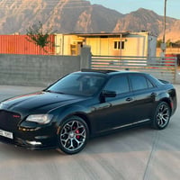 كرايسلر 300C • ٢٠١٧ • فل اوبشن بانوراما
