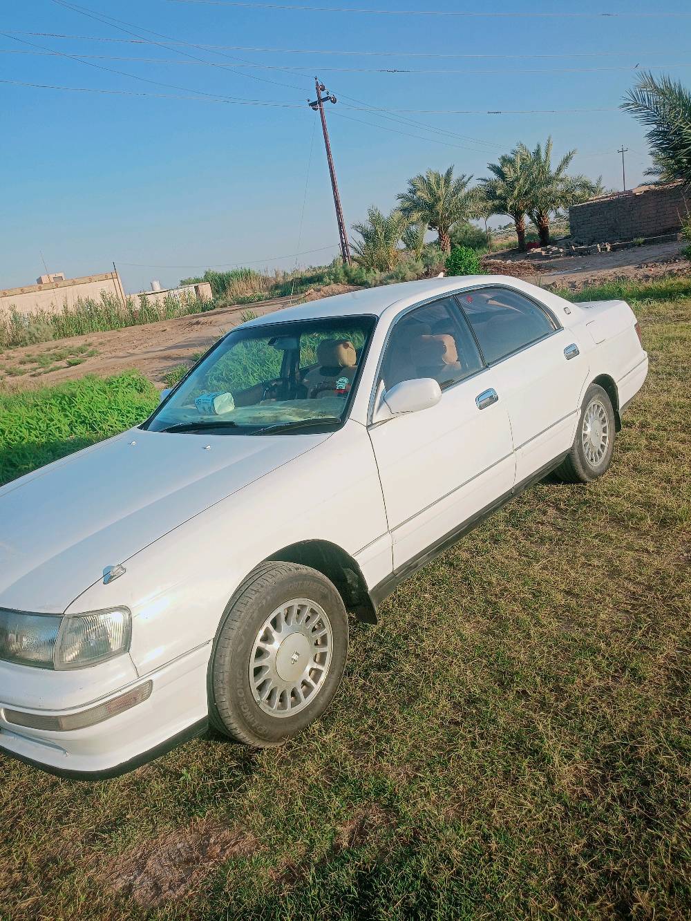 السلام عليكم 
كراون بطه منفصل سياره مكفوله من الضربه والعيب الشرعي سياره جاهزه علا خير حبايه تبريد وحداديه وتايرات سياره كله شغاله رقم نجف مشروع وطني سنويه بعد شهر وتنتهي للستفسار تصال فقط ***********
🌹***********
