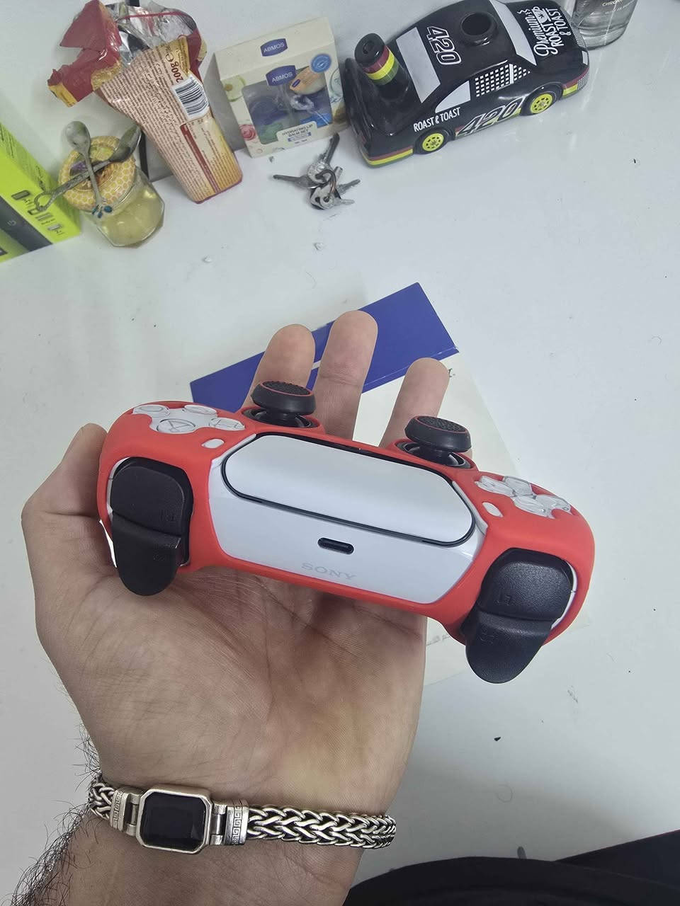 جويستك ps5 الاصلي جديد مستعمل اقل شهر واحد وياه درع من ماركة دوبي الاصلي السعر 110 وبيهة مجال المكان بغداد الحرية 
رقمي *********** بغداد, العراق
