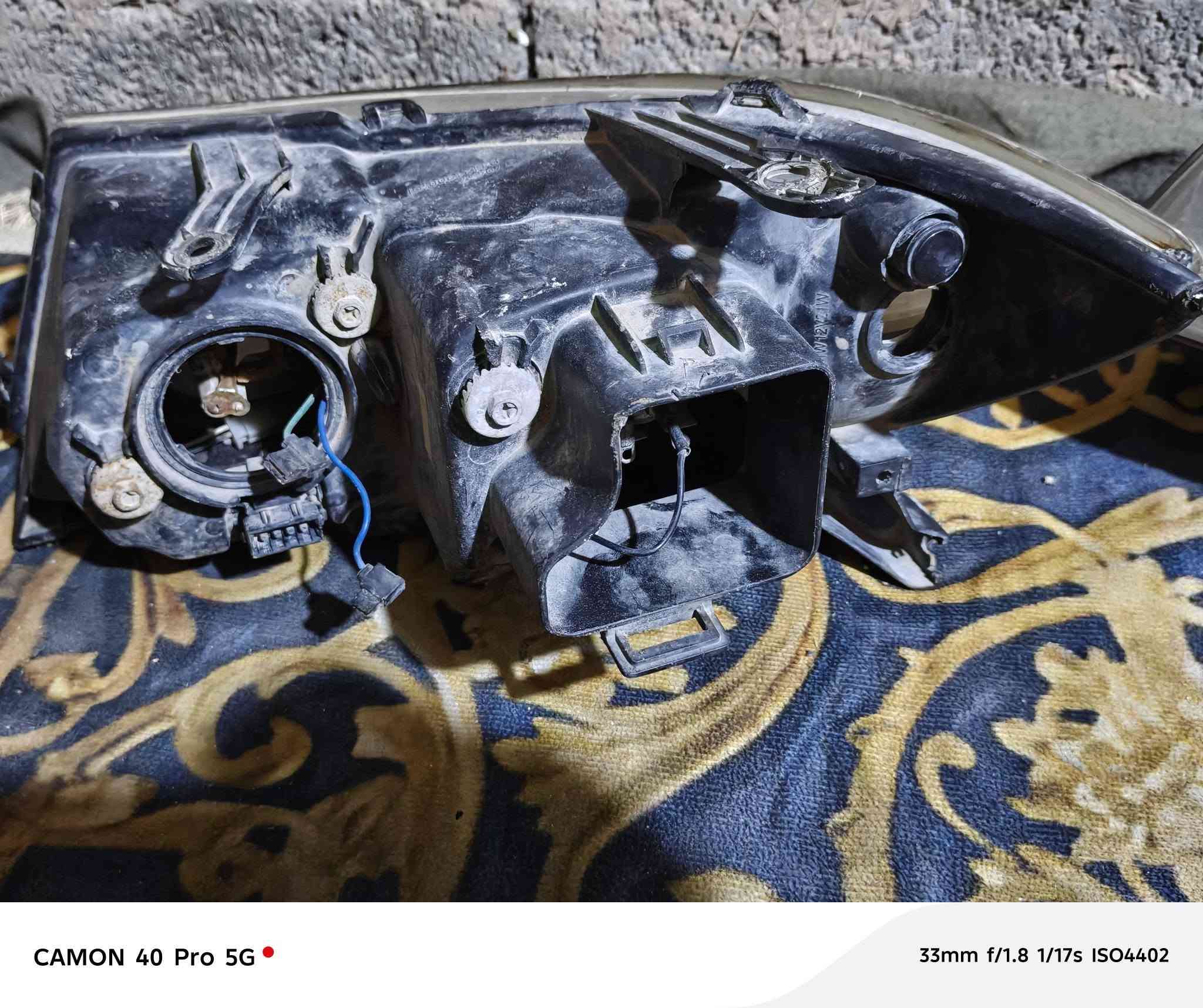 سلام عليكم اخوان مازدات ومري لفان ٦٢٠ للبيع والسعر خاص او اتصال ***********
