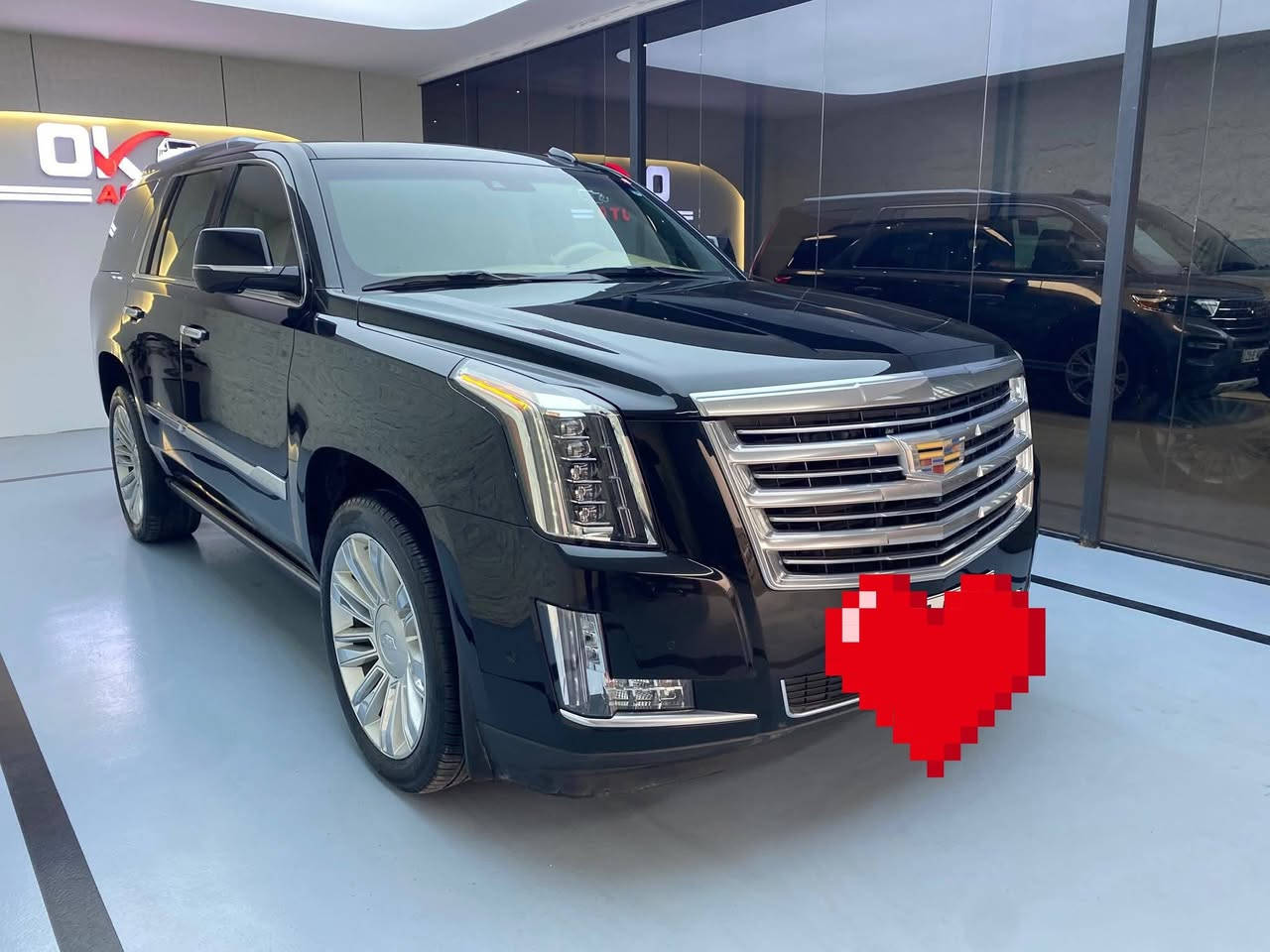 مراوس فقط كاديلاك اسكاليد.بلاتينيوم. مراوس بكديلاك موديل 21
السياره مواصفات بلاتينيوم.فول الفول اعلى فئة بالكاديلاك داخل بيجي. ✈️✅

 السياره لون اسود♠️

موديل 2020

السياره خليجيه مكفولة  وكاله المنصور السيارة جديدة عدى شبر بارد شخط بين الجاملغ والباب الخلفي

المواصفات📱👇🏻

🔵1-عداد المسافات⬅️100 الف

🔴2-كشنات مساج 

🔵3-داخل بيجي.

🔴4-داخل ملكيVIP

🔵5-السياره تشغيل عن بعد

🔴6-كشنات تدفأة تبريد 

🔵7-فور ويل 

5️⃣بصمات 🔴

🔵9-الكشنات الخلفيه تدفأة 

🔴10-شاشه كبيره 

🔵11-قاصه 

🔴12-تحكم جهتين 

🔵13-داتاشو. 

🔴14-بصمة

🔵15-كشنات جلد

🔴16-جنطه حساس

🔵17-لد بالابواب 

🔴18-دوسات اوتو 

🔵19-ويل2️⃣0️⃣

🔴20-رادار امامي خلفي 

🔵21-وقوف تلقائي عند التقرب من جسم. 

🔴22-سقف شاموا اسود. 

5️⃣ كاميرات🔵

رقمها أربيل ثاني يوم مداور

وباقي المواصفات المعروفة للبلاتينيوم. 
للاتصال / ***********
مكان السيارة بغداد
