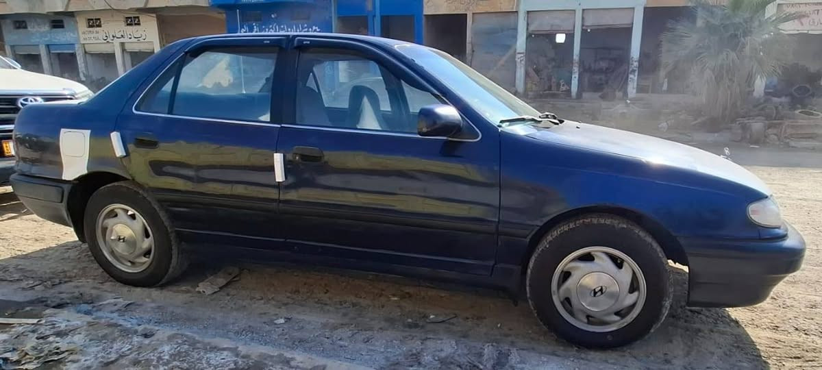 السلام عليكم 
النترا ٩٥ سياره بعده بلادي بدون صبغ بدون حادث
سياره جاهزه كهربأيات بلادي كله شغاله
كير عادي 
محرك ١٨٠٠
تبريد بوري طاك
سياره احلا من صوره
سعر ٣٤ وبيه مجال
الانبار فلوجه
***********
