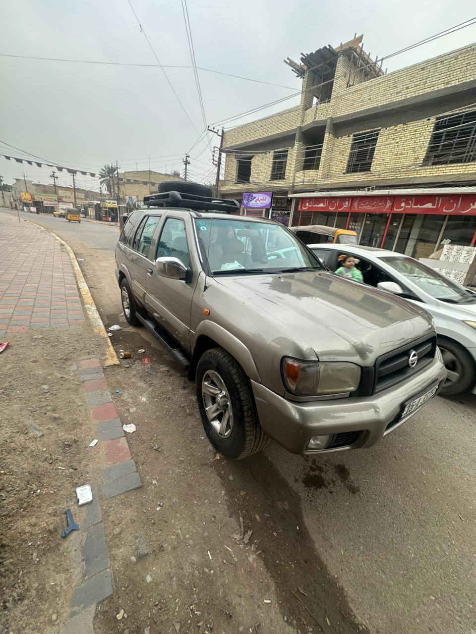 السلام عليكم سياره نيسان باثفندر ٢٠٠٤ محرك وكير وحداديه مكفولات سياره مصبوغه حزام لجماليه محورهه غاز منضومه جديده شادلهه ٨٠ لتر تانكي حلقي بمكان لسبير سياره جاهزه على اخر حبايه  تبريد دفع رباعي كلشي بالسياره شغال الف دينار مذب عليهه السعر ٨٥ اوبيهه مجال مكاني بغداد رقم الهاتف ***********
