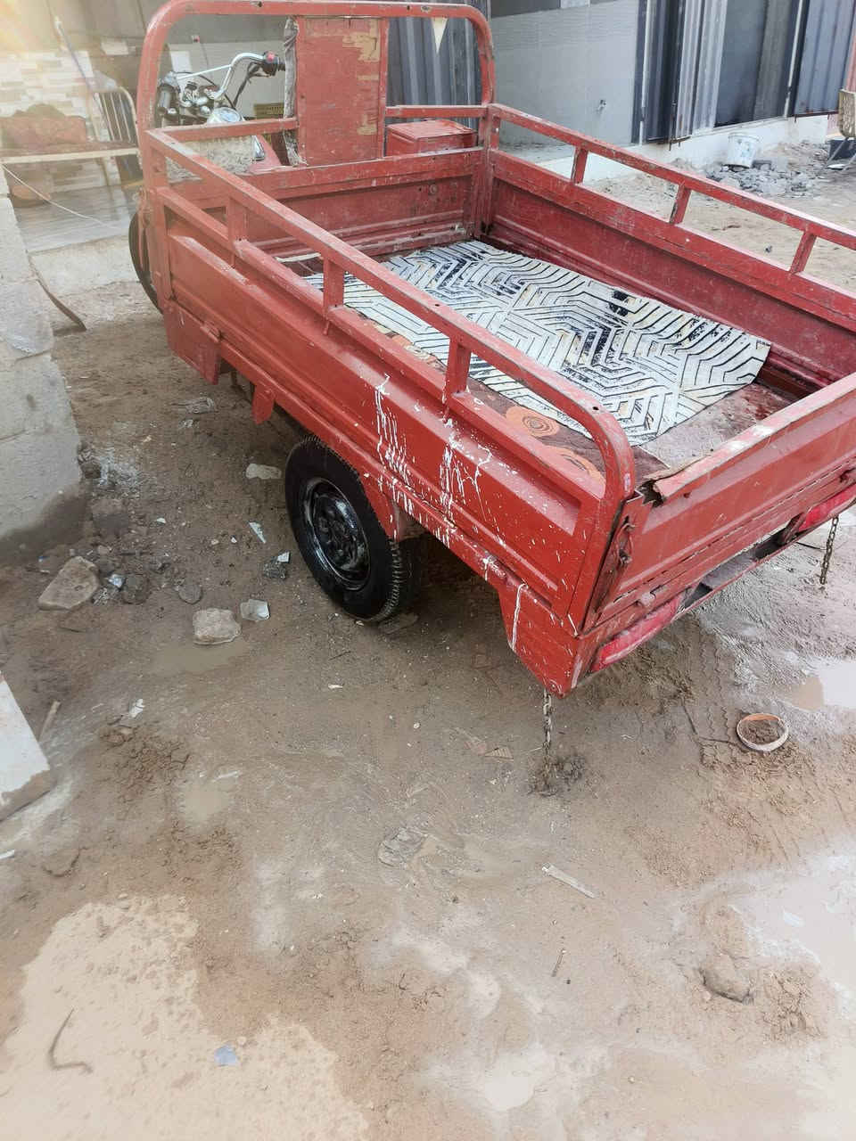 ستوته دايون للبيع رقم وسنويه السعر 850وبيه مجال المكان كربلاء گنطرت السلام للستفسار ***********
