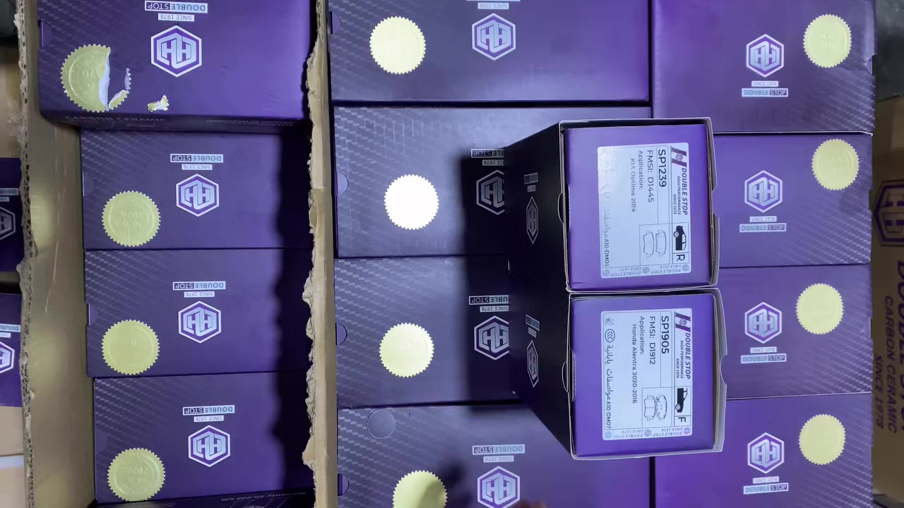 توفر حديثاً دسكات من ماركة (DOUBLE STOP )
كاربون سيراميك 
ضمان مفتوح من ناحية الصوت والغبار والاهتزاز
مع وصل ضمان حقيقي 📝 
لسيارات الالنترا من موديل 2016 إلى 2020 
45,000 دينار الأمامي والخلف
توصيل مجاني *********** واتساب 📞
